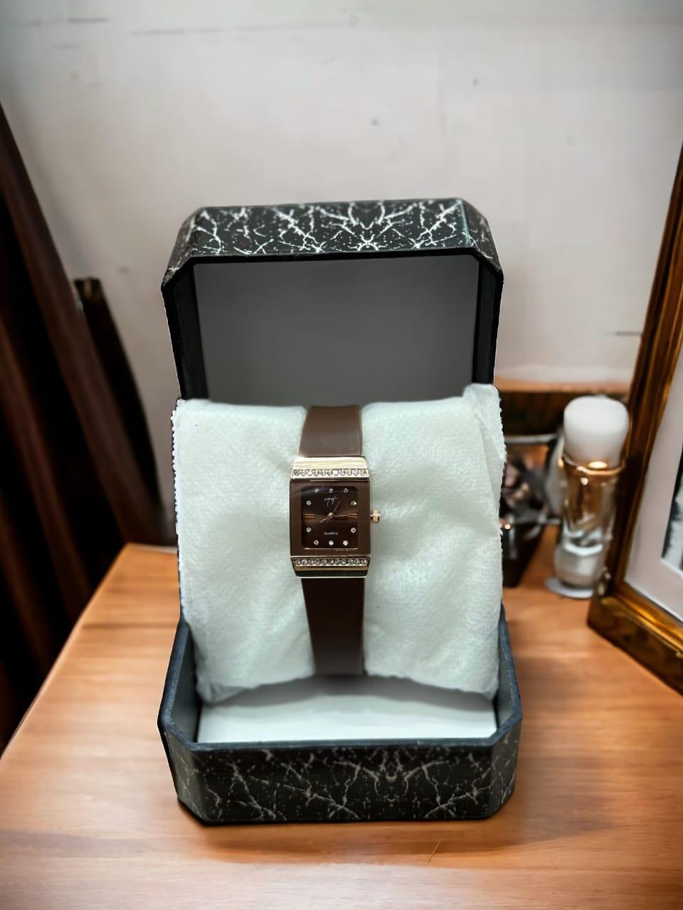Stylish Women’s Analog Watch Brown with Quartz Movement