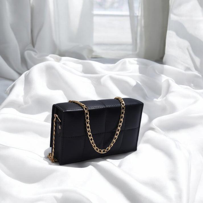 Ladies Chain Cross Body Bag-Black