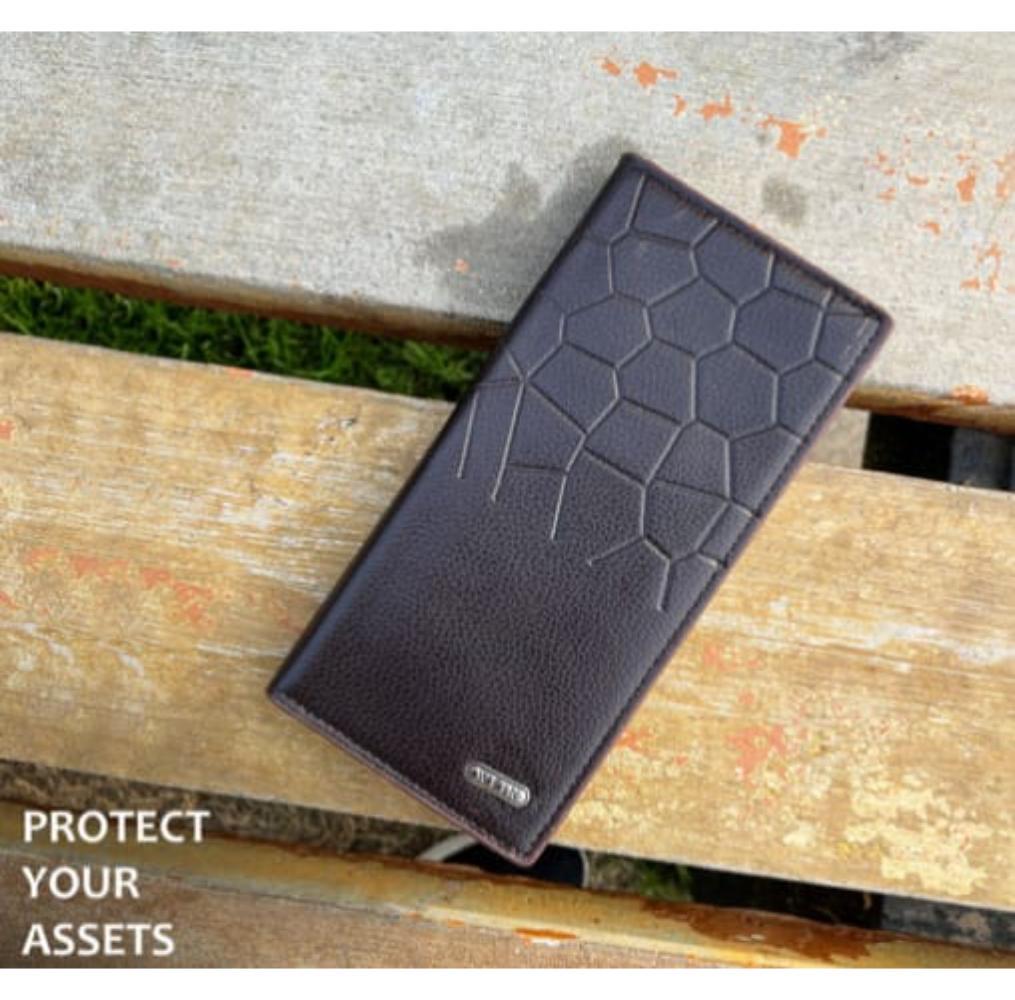 Men’s Leather Wallet- Textured Design