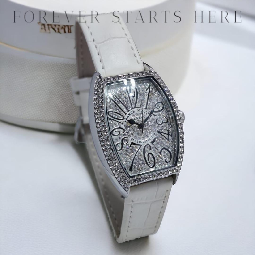 Women’s Leather Strap Watch-White