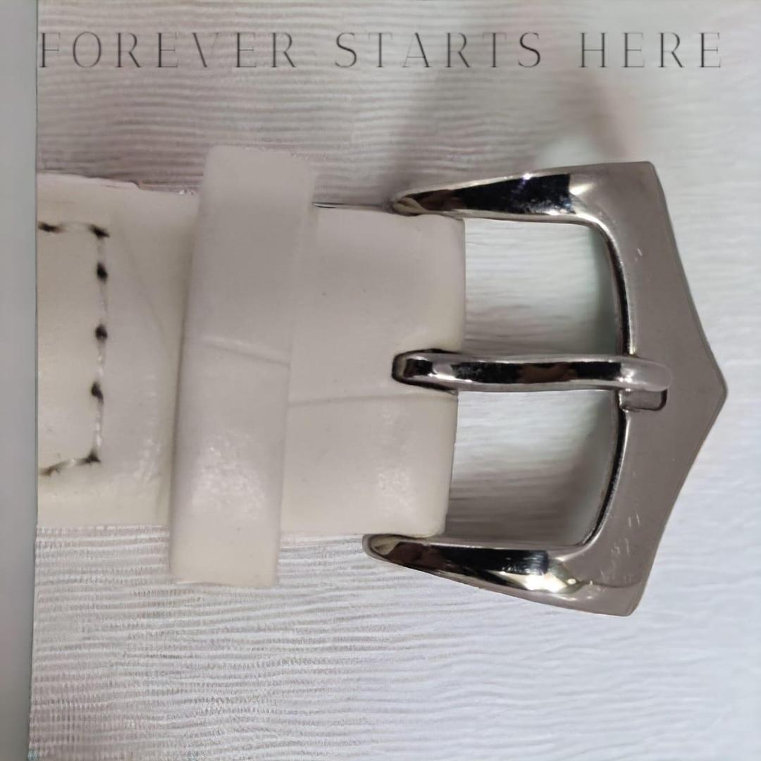 Women’s Leather Strap Watch-White