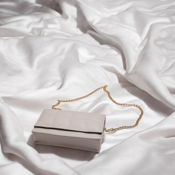Ladies Chain Cross body Bag-White