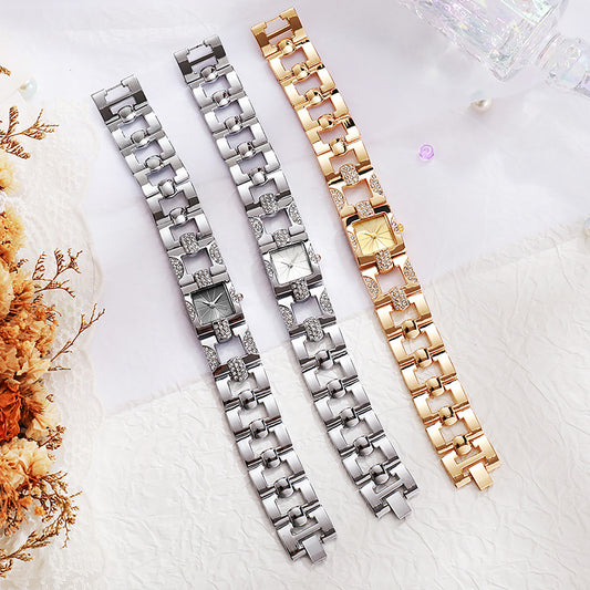Elegant Crystal-Link Women’s Bracelet Watch