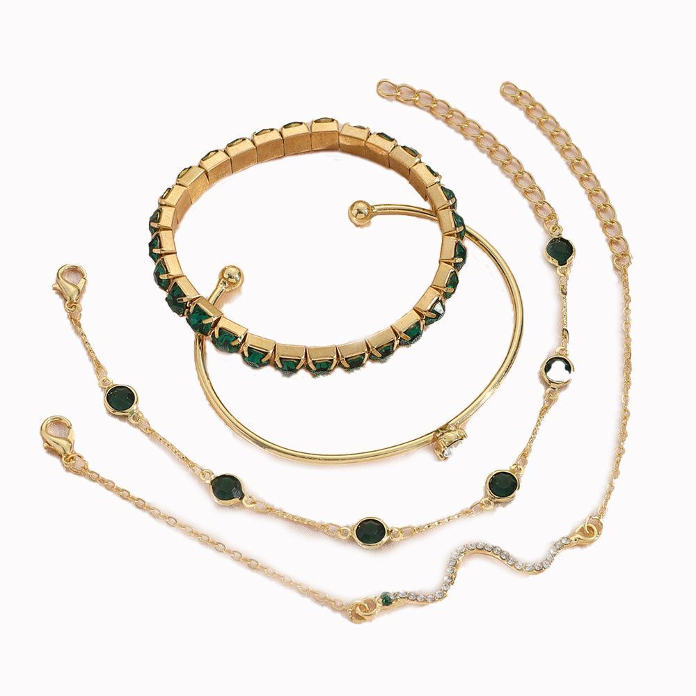 4 Pcs 4 Qul Design Gols Plated Rhinestone Charm Bracelet